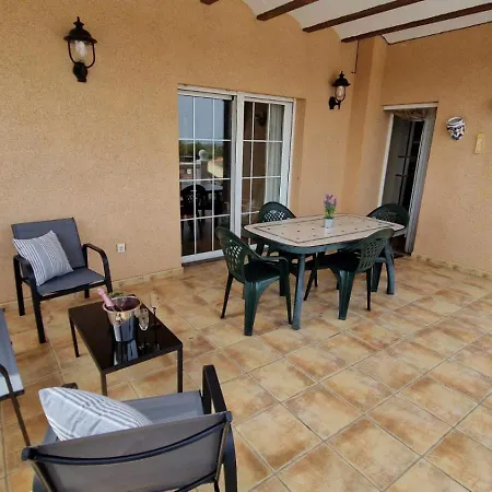 El Refugio Villa Turis