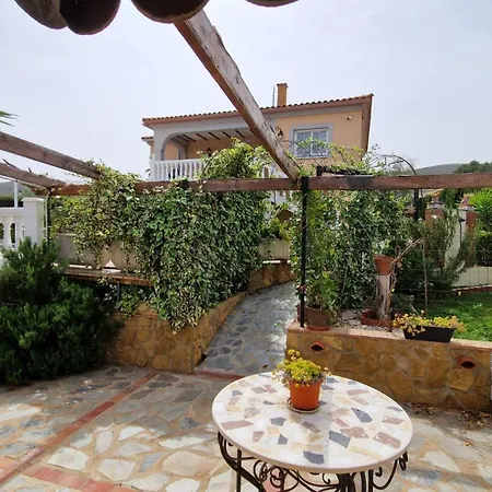 El Refugio Villa Turis